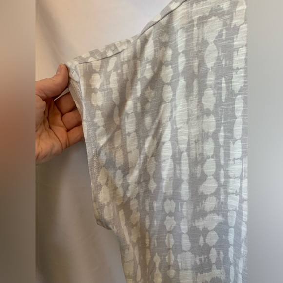 Torrid tie front top - Picture 3 of 8